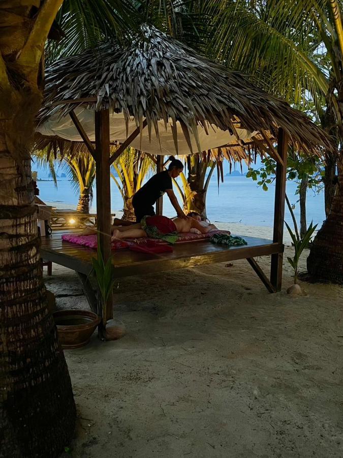 Kalume' Eco Boutique Resort-Adult Only クラダン島 エクステリア 写真