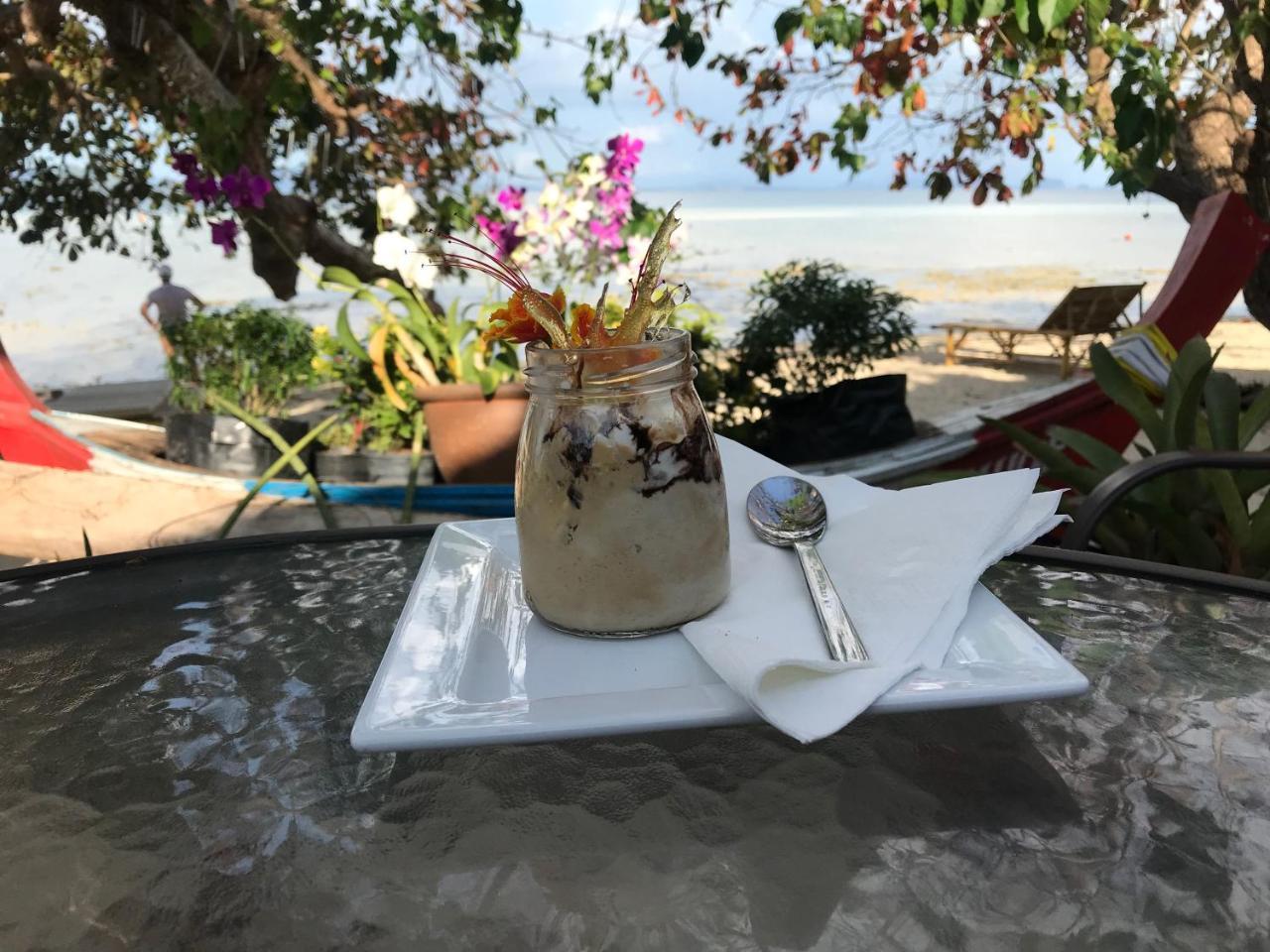Kalume' Eco Boutique Resort-Adult Only クラダン島 エクステリア 写真